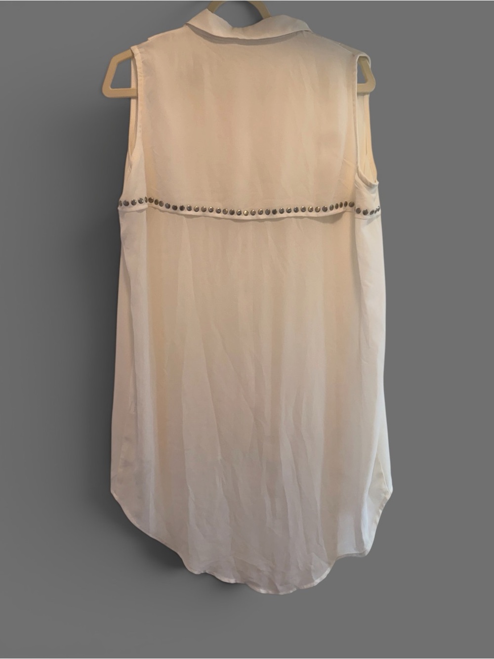 Millau Women’s Sheer Sleeveless Button-Down Blouse in White, Size XS. - Picture 2 of 12